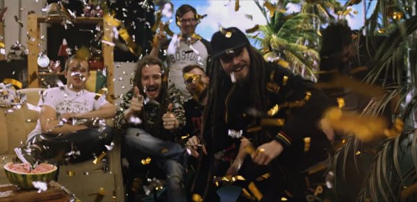 medial-banana-klip-np-SCREEN