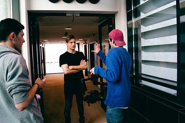 backstage_chyba nam_3_Stubyshit