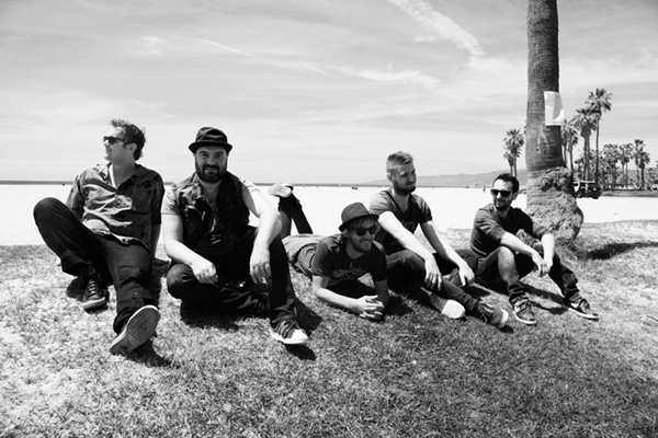 IMT Smile-2 photo by Ken Weingart